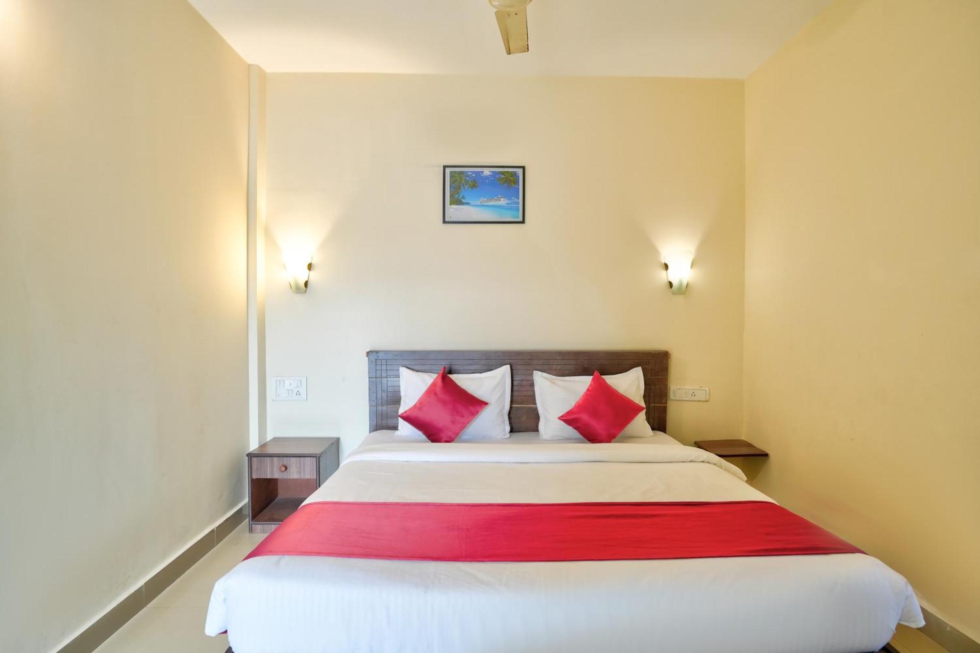 Hotel Salty Waves Baga Kültér fotó